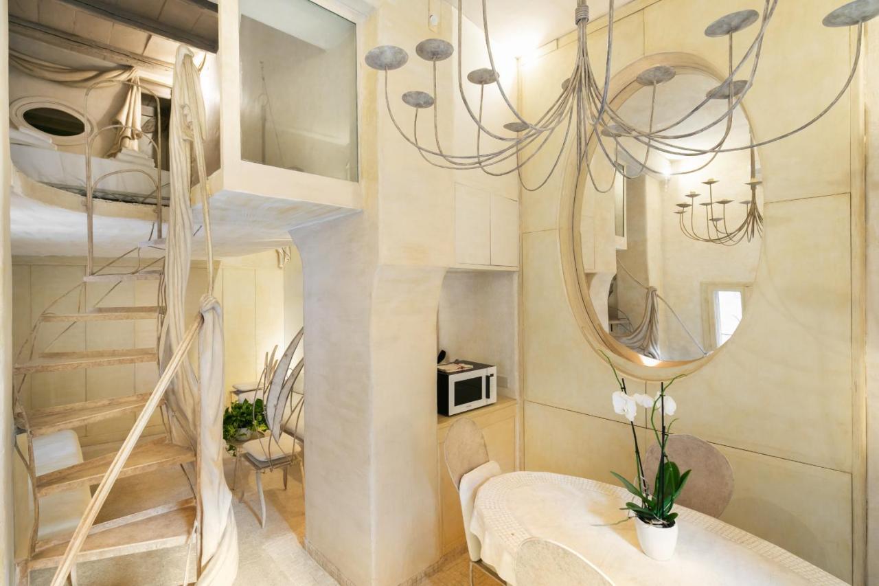 The Spanish Steps Extravaganza Appartement